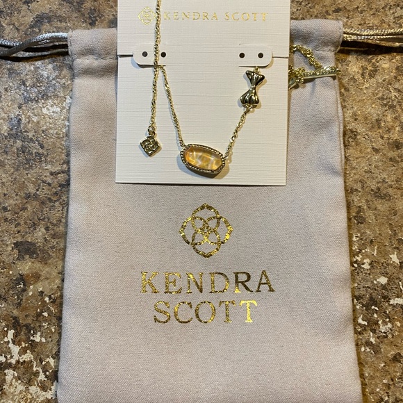 Kendra Scott Jewelry - Kendra Scott Love Shack Fancy Collection Necklace